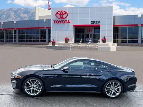 Used 2021 Ford Mustang GT Premium w/ Equipment Group 401A image 3