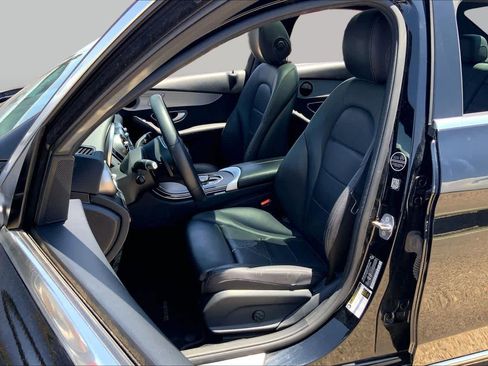 Used 2019 Mercedes-Benz C 300 4MATIC Sedan image 8