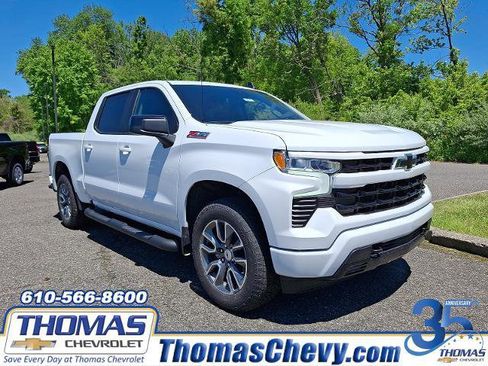 New 2026 Chevrolet Silverado 1500 RST w/ Z71 Off-Road Package AWD/4WD image 1