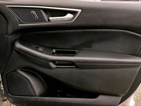 Used 2016 Ford Edge SEL w/ Equipment Group 201A image 24