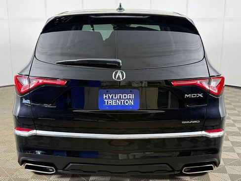 Used 2023 Acura MDX SH-AWD image 13