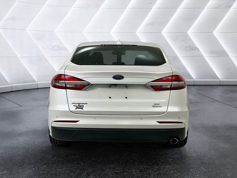 Used 2020 Ford Fusion SE FWD image 5