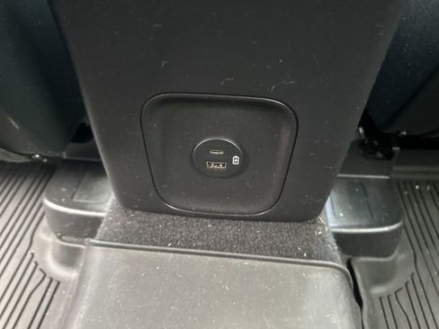 Used 2022 Ford Escape SE w/ Convenience Package image 16