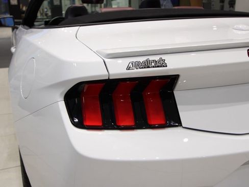 Used 2025 Ford Mustang GT Premium image 21