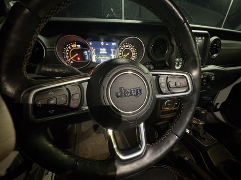 Used 2021 Jeep Wrangler Unlimited Sahara image 17