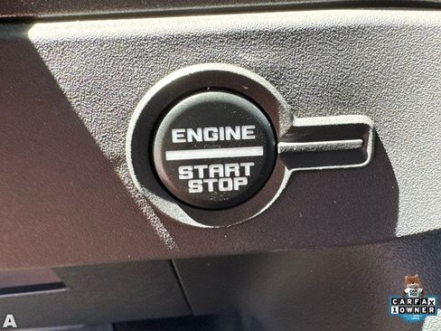 Used 2025 Ford Bronco Badlands AWD/4WD image 12