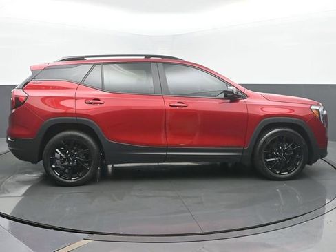 Used 2023 GMC Terrain SLE FWD image 6