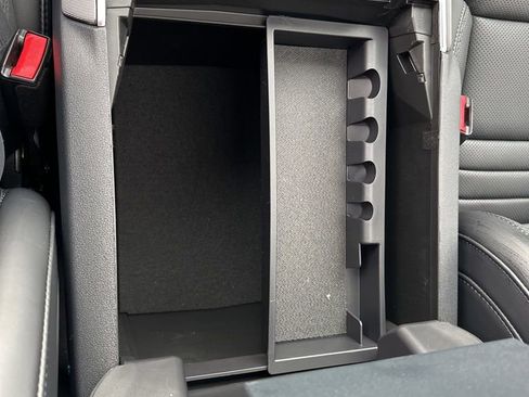 New 2025 Ford F150 Platinum w/ Equipment Group 702A High image 39