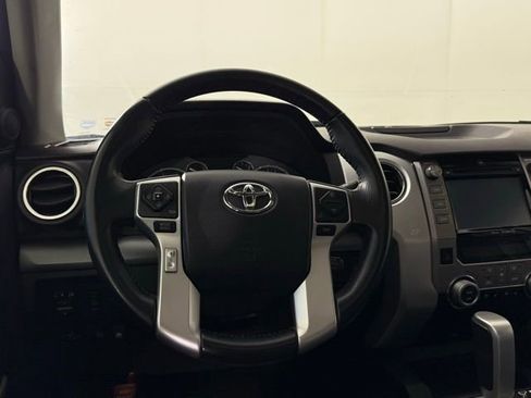 Used 2015 Toyota Tundra Platinum image 22