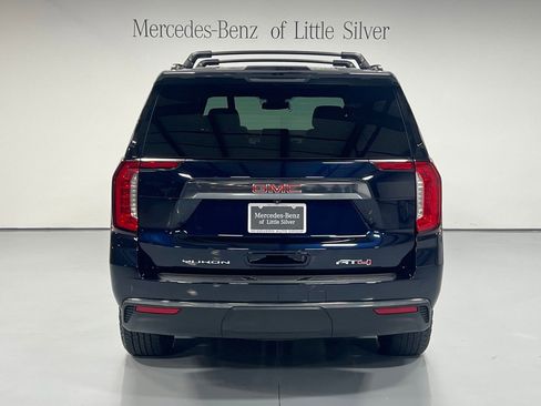 Used 2023 GMC Yukon XL AT4 w/ AT4 Premium Package image 4