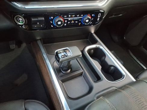 Certified 2023 Chevrolet Silverado 1500 High Country w/ High Country Premium Package AWD/4WD image 21