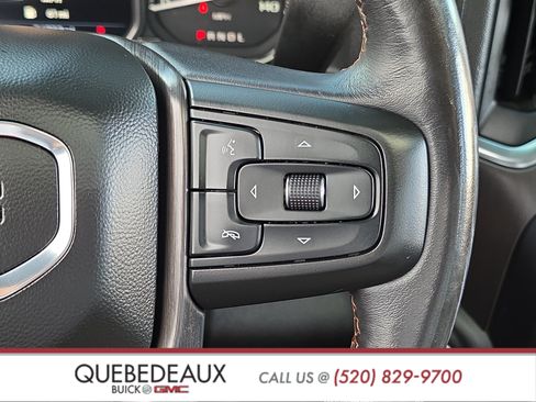 Used 2022 GMC Sierra 2500 AT4 w/ AT4 Premium Plus Package AWD/4WD image 16