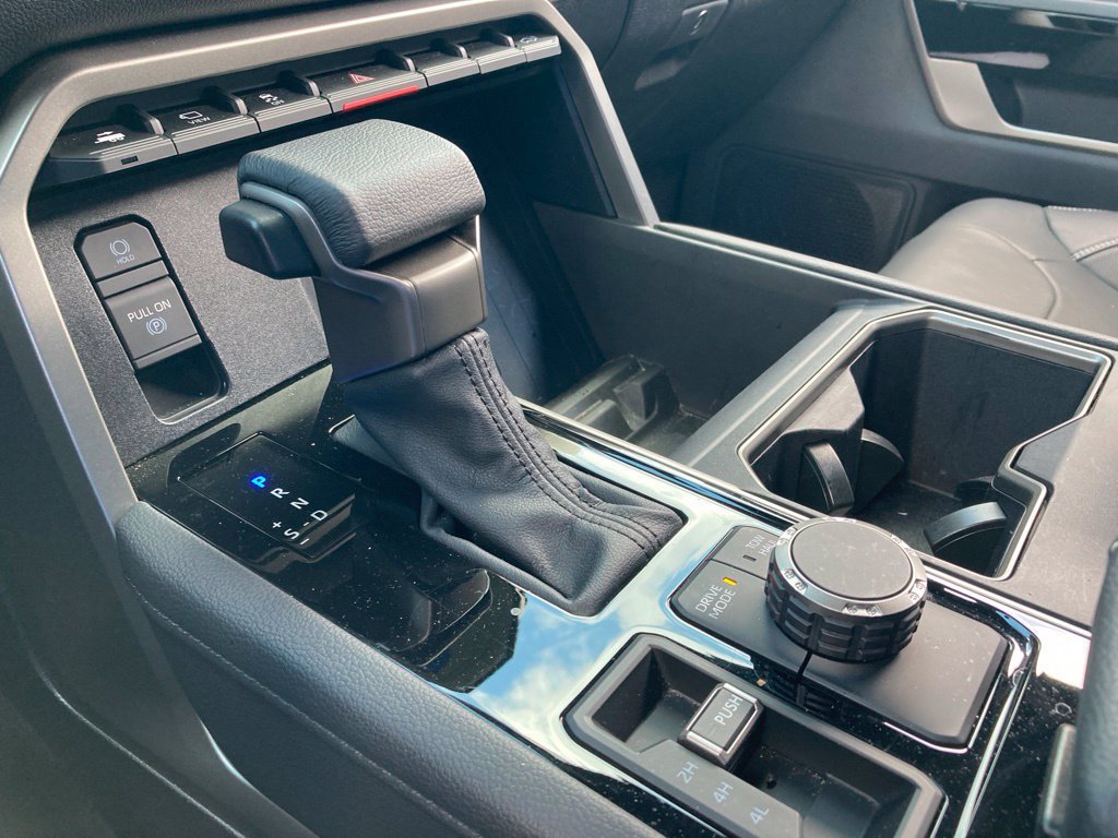 Certified 2026 Toyota Tundra Limited AWD/4WD image 27