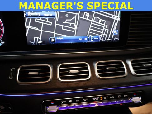 Used 2025 Mercedes-Benz GLS 450 4MATIC image 21