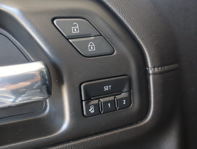 Used 2023 GMC Sierra 2500 Denali w/ Denali Ultimate Package AWD/4WD image 19