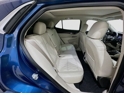 Used 2023 Buick Envision Avenir FWD image 28