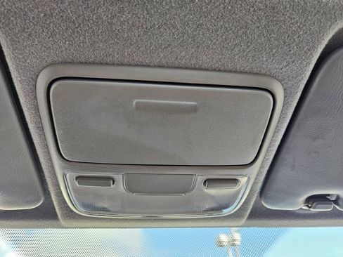 Used 2005 Honda CR-V EX image 18