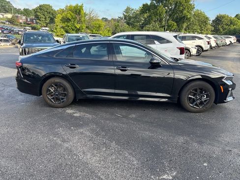 Used 2025 Kia K5 LXS FWD image 2