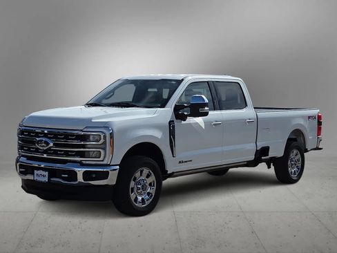 Used 2023 Ford F250 Lariat w/ Chrome Package AWD/4WD image 1