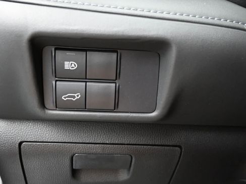 Used 2021 Toyota Highlander XSE AWD/4WD image 22