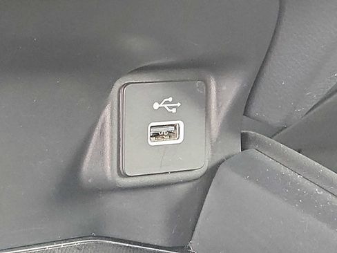 Certified 2025 Honda HR-V Sport image 25