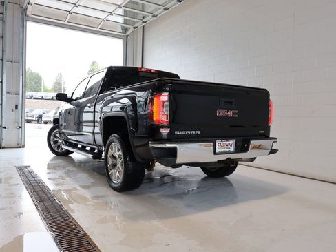 Used 2018 GMC Sierra 1500 SLT w/ SLT Premium Package AWD/4WD image 42