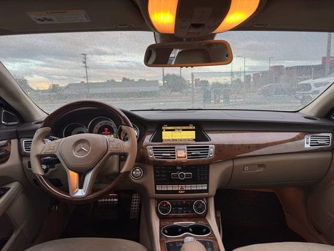 Used 2012 Mercedes-Benz CLS 550 image 12