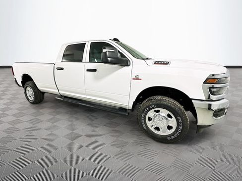 New 2026 RAM 2500 Tradesman w/ Chrome Appearance Group AWD/4WD image 3