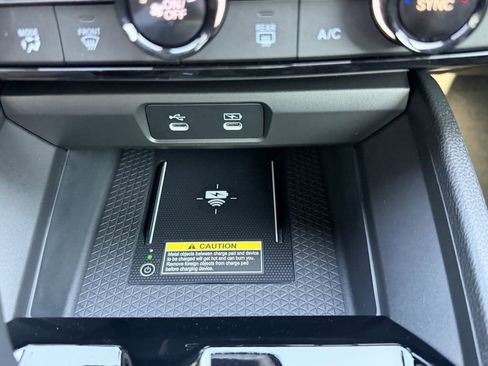 Used 2025 Honda Accord Sport image 24