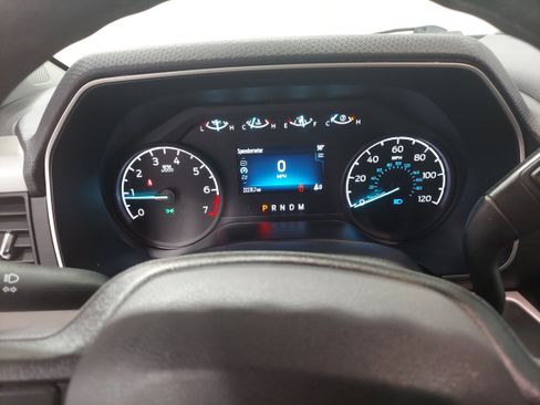 Used 2023 Ford F150 XLT w/ Trailer Tow Package AWD/4WD image 9