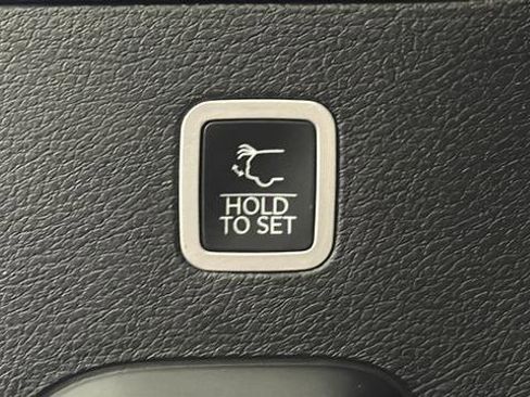 Used 2024 Jeep Wagoneer Series II image 33