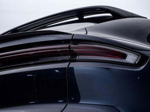 New 2026 Porsche Cayenne Coupe image 12