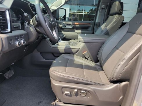 Used 2025 GMC Sierra 2500 Denali w/ Denali Reserve Package image 19