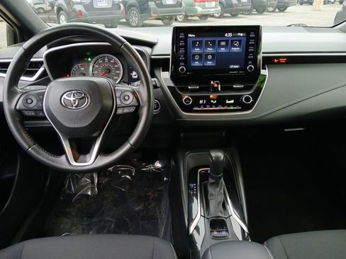Used 2022 Toyota Corolla SE w/ SE Preferred Package image 7