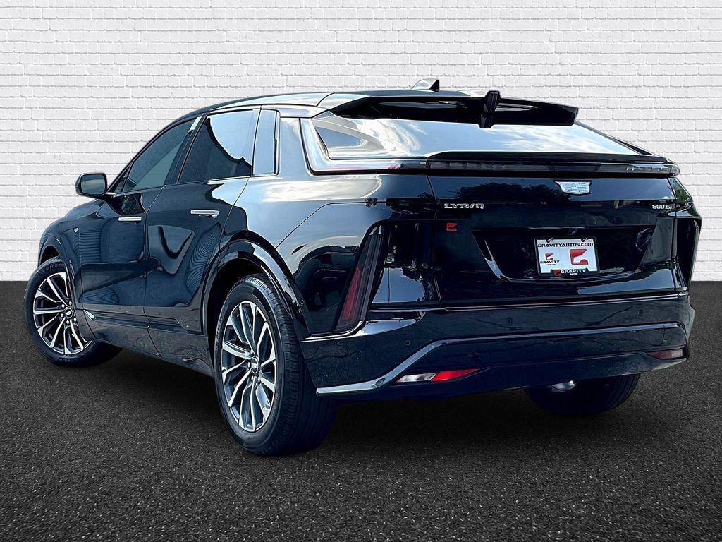 Used 2024 Cadillac Lyriq Sport w/ LPO, Floor Liner Package AWD/4WD image 4