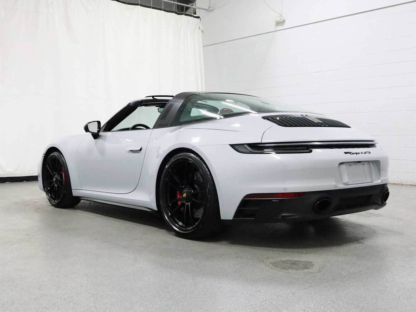 Certified 2024 Porsche 911 Targa 4 GTS AWD/4WD image 3