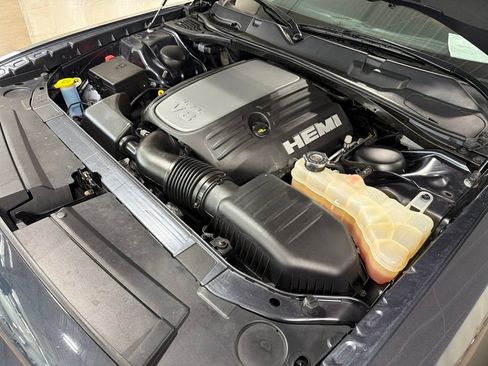 Used 2017 Dodge Challenger R/T RWD image 35