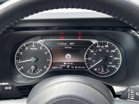 Used 2025 Nissan Pathfinder SV FWD image 41