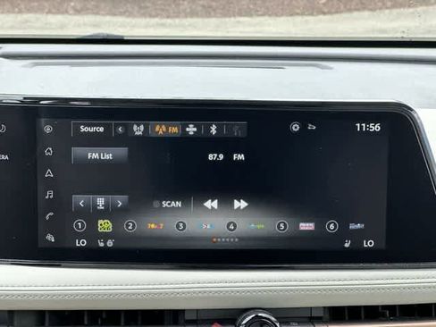 Used 2023 Nissan Ariya FWD image 12