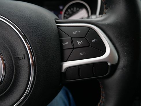 Used 2019 Jeep Compass Latitude w/ Popular Equipment Group image 25