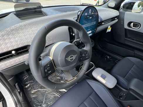 New 2026 MINI Cooper 2-Door Hardtop FWD image 19