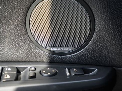 Used 2016 BMW X3 xDrive28d image 40