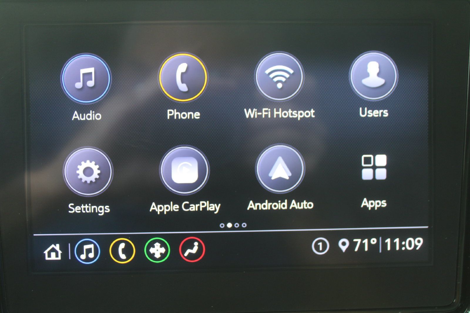 Used 2020 Chevrolet Traverse LT FWD image 46