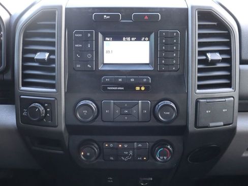 Used 2020 Ford F350 XL w/ Power Equipment Group image 34