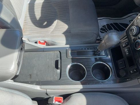 Used 2017 Chevrolet Traverse LT image 16