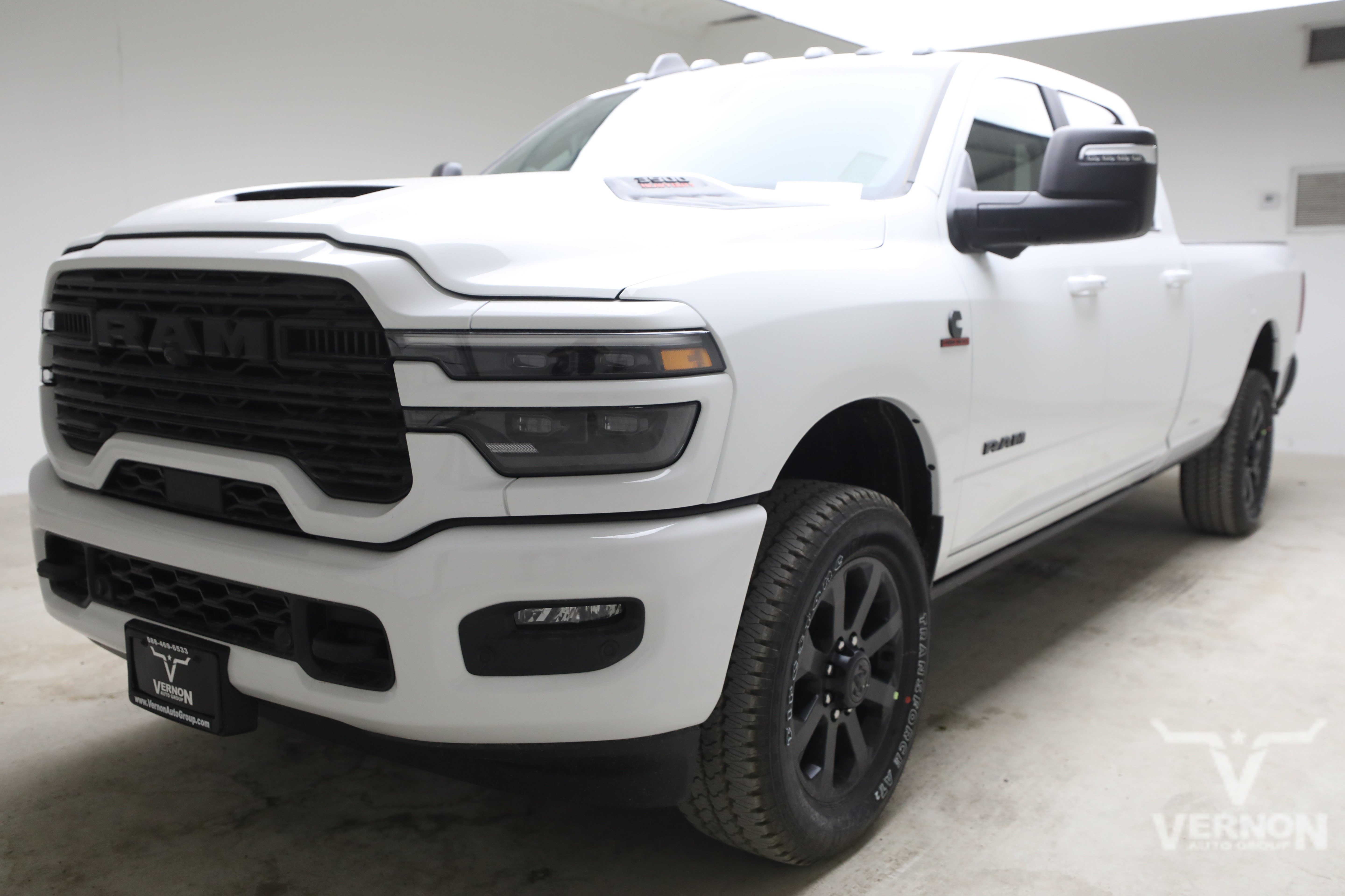 New 2027 RAM 3500 Laramie AWD/4WD image 1