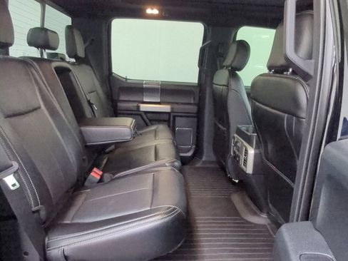 Used 2019 Ford F150 Lariat w/ Equipment Group 502A Luxury AWD/4WD image 38