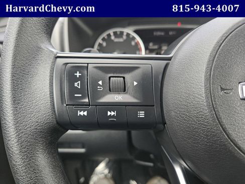 Used 2024 Nissan Rogue S AWD/4WD image 17