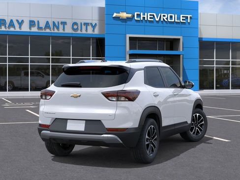 New 2026 Chevrolet TrailBlazer LT FWD image 4