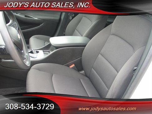 Used 2018 Chevrolet Malibu LS image 5